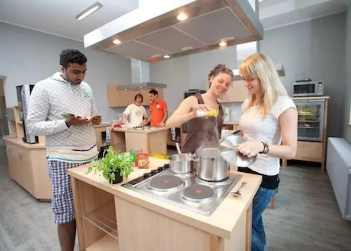 Pathpoint - Backpacker Hostel