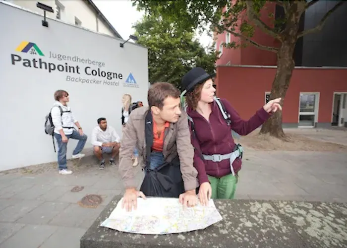 Pathpoint - Backpacker